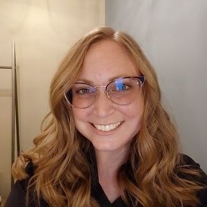 Meet your Posher, Cassie